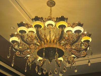 ĐÈN CHÙM CAO CẤP -PHA LÊ HÀ NỘI